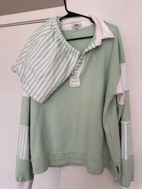 1987 Label Relaxed Sage Green Hooded Pullover by